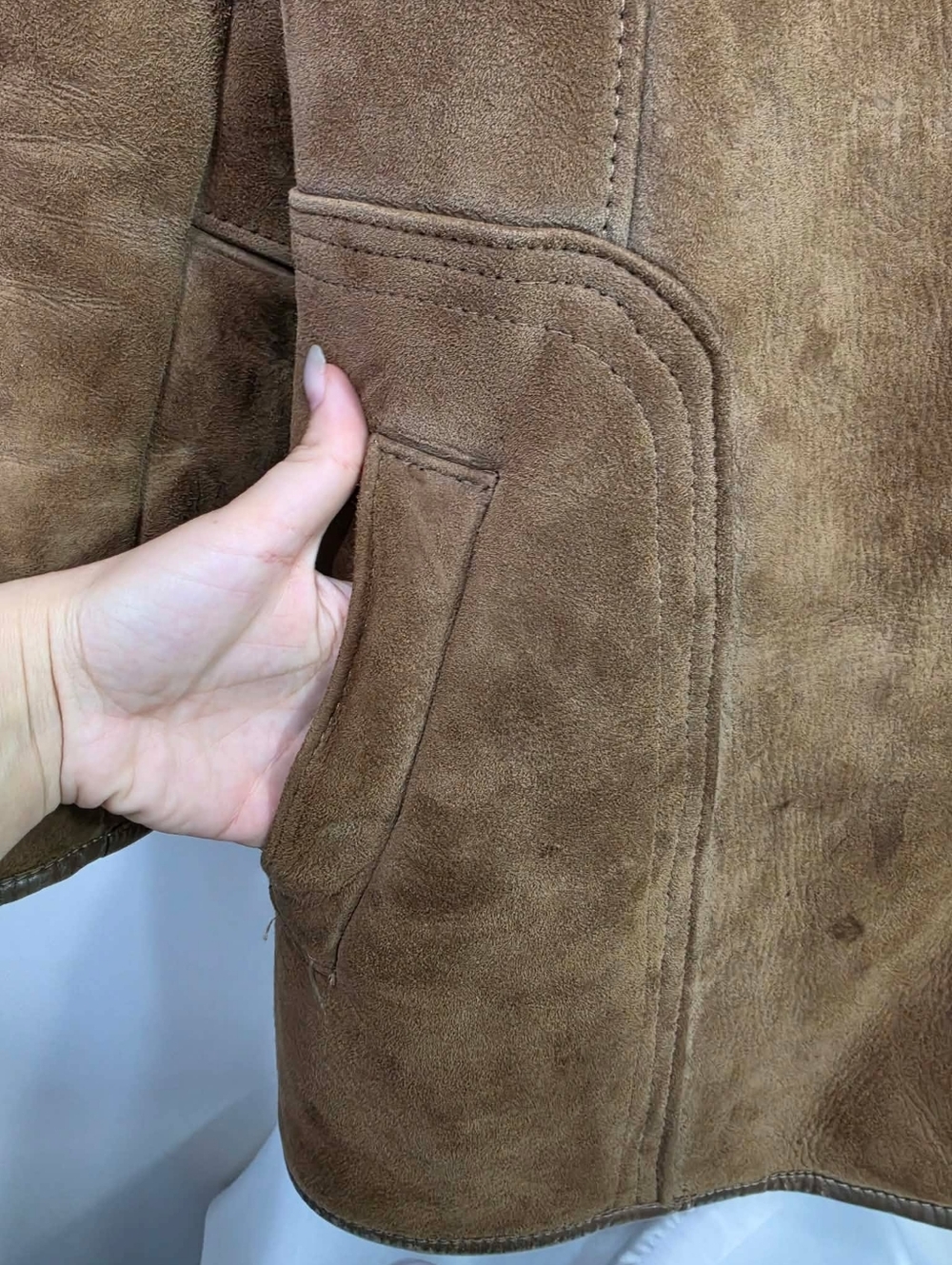 Vintage Shearling Sheapskin Coat - Picture 7 of 11
